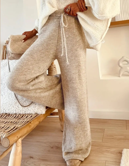 Cozy Chic -neulehousut