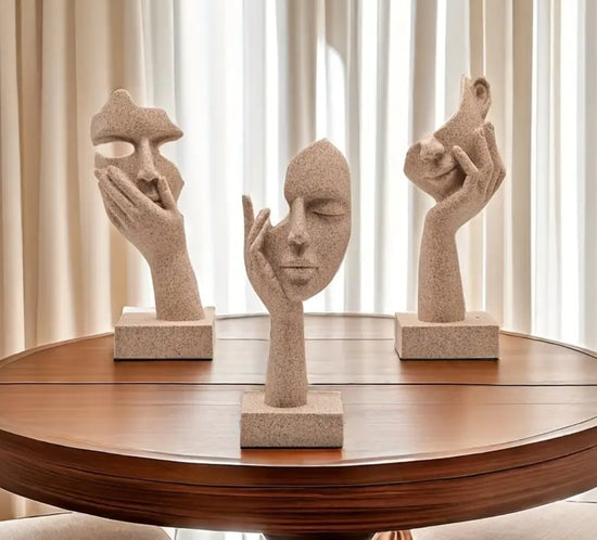 Abstrakti Kasvo -patsassetti