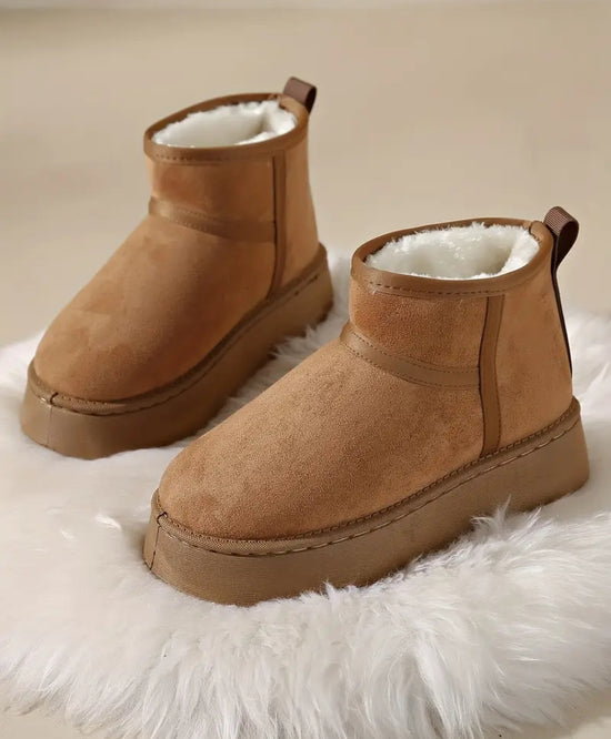 Cozy Step Boots beige
