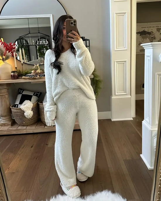 🤍 Flauschiges Lounge-Set – Weiße Wolke