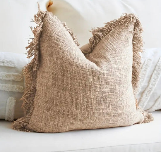 Boho Fransen -sisustustyyny – Beige luonnonmateriaalisävy ✨