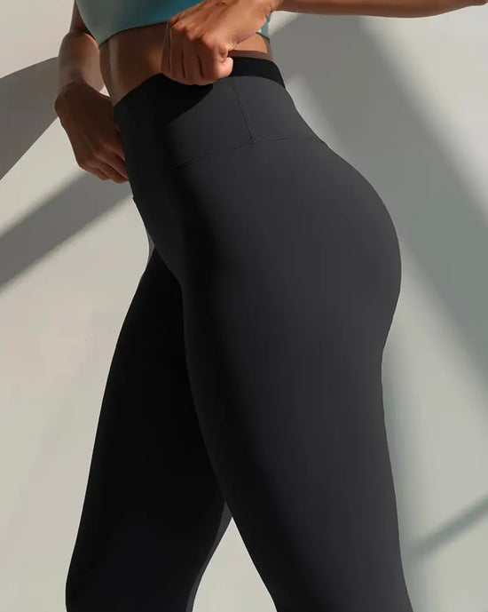 SculptFlex™ Ultra High-Waist Leggings