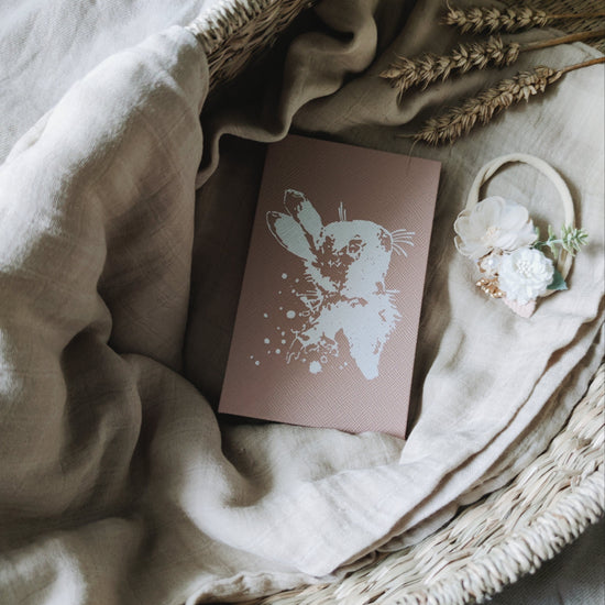 Neuvolakorttikotelo - pupu - LuKLabel