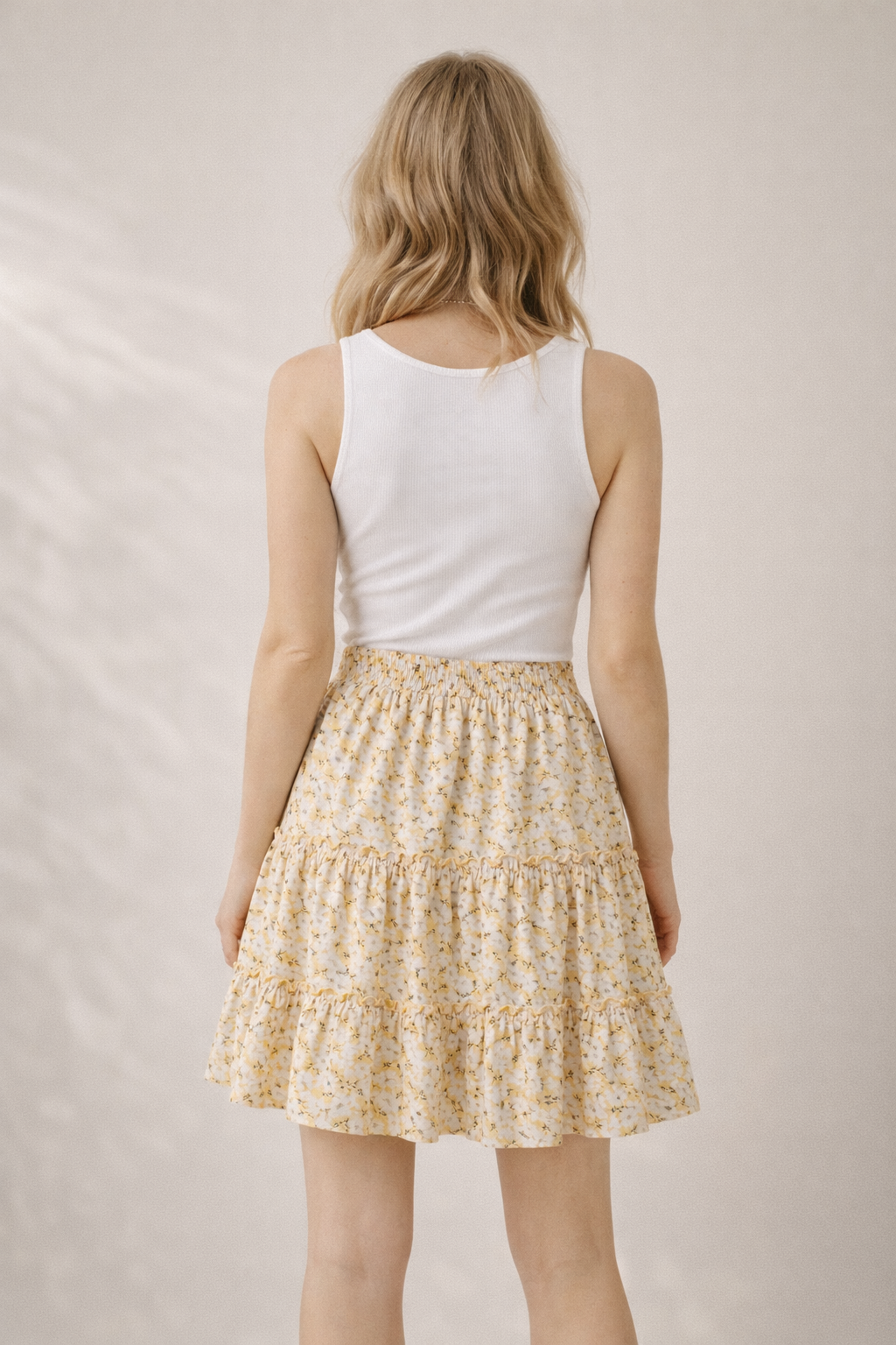 Aurora Floral Hame – Keltainen kukkakuosi