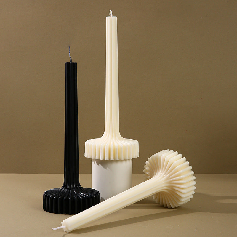 Nordic Serrated Aromatherapy Candle