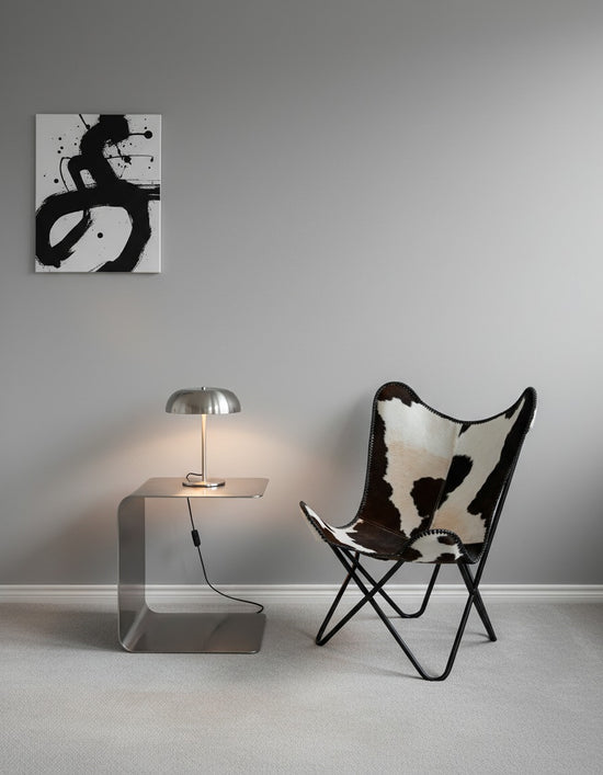Cow-Print Butterfly Chair – Moderni Statement-tuoli