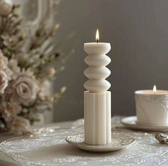 Nordic Spiral Candle – Valkoinen soijavahakynttilä