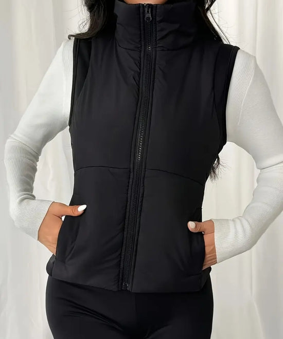 Essential Puffer Liivi – Musta