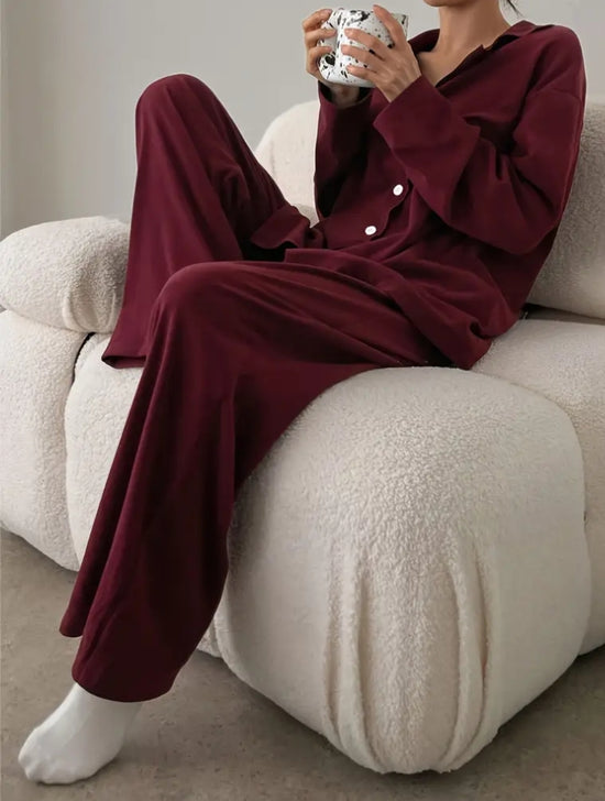 Velvet Lounge Pyjama Set – viininpunainen oloasu