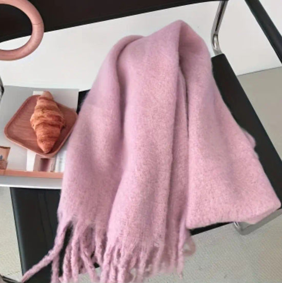 Soft Blush Scarf – vaaleanpunainen preppy-huivi