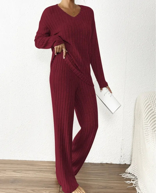 Ribbed Luxe Lounge Set – neulottu kaksiosainen oloasu wine red