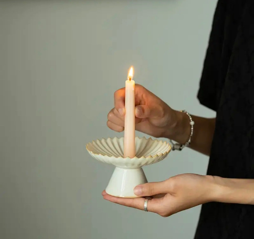Scallop Ceramic Candle Holder – Ivory