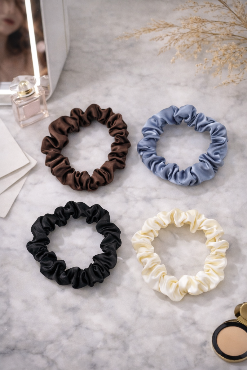 🤍 Pehmeät hiuslenkit – 4 kpl setti