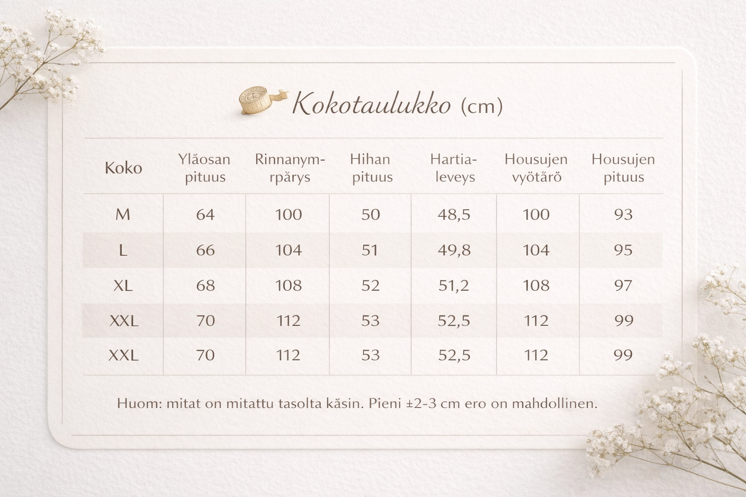 Satiinipyjama pitsiyksityiskohdilla – ajaton & ylellinen