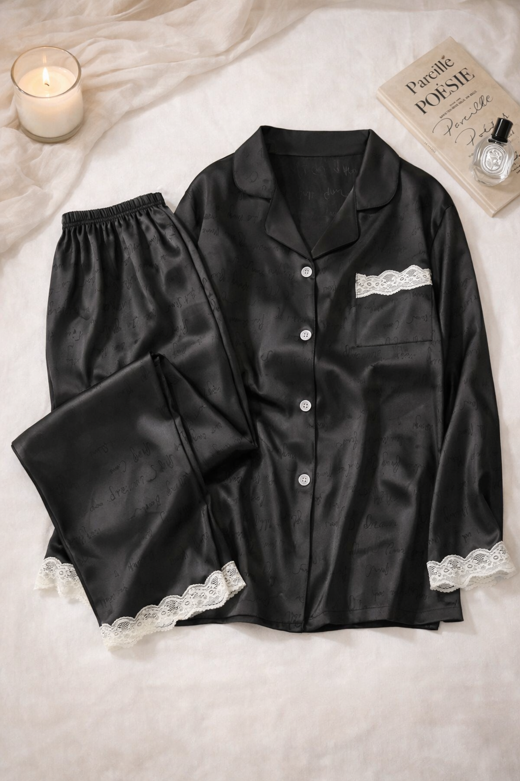 Satiinipyjama pitsiyksityiskohdilla – ajaton & ylellinen