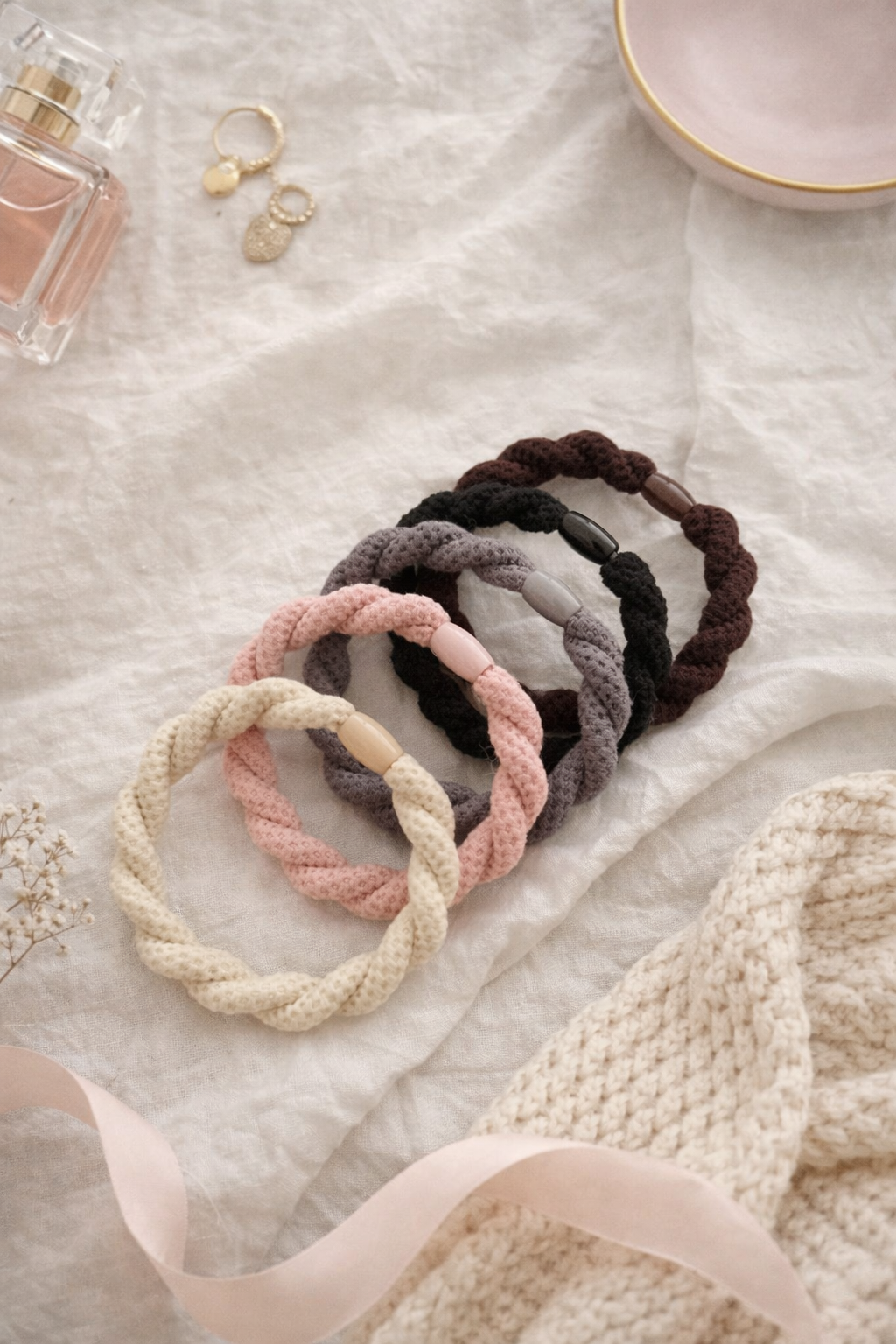 Soft Twist Hair Ties – Neutraali hiuslenkkisetti