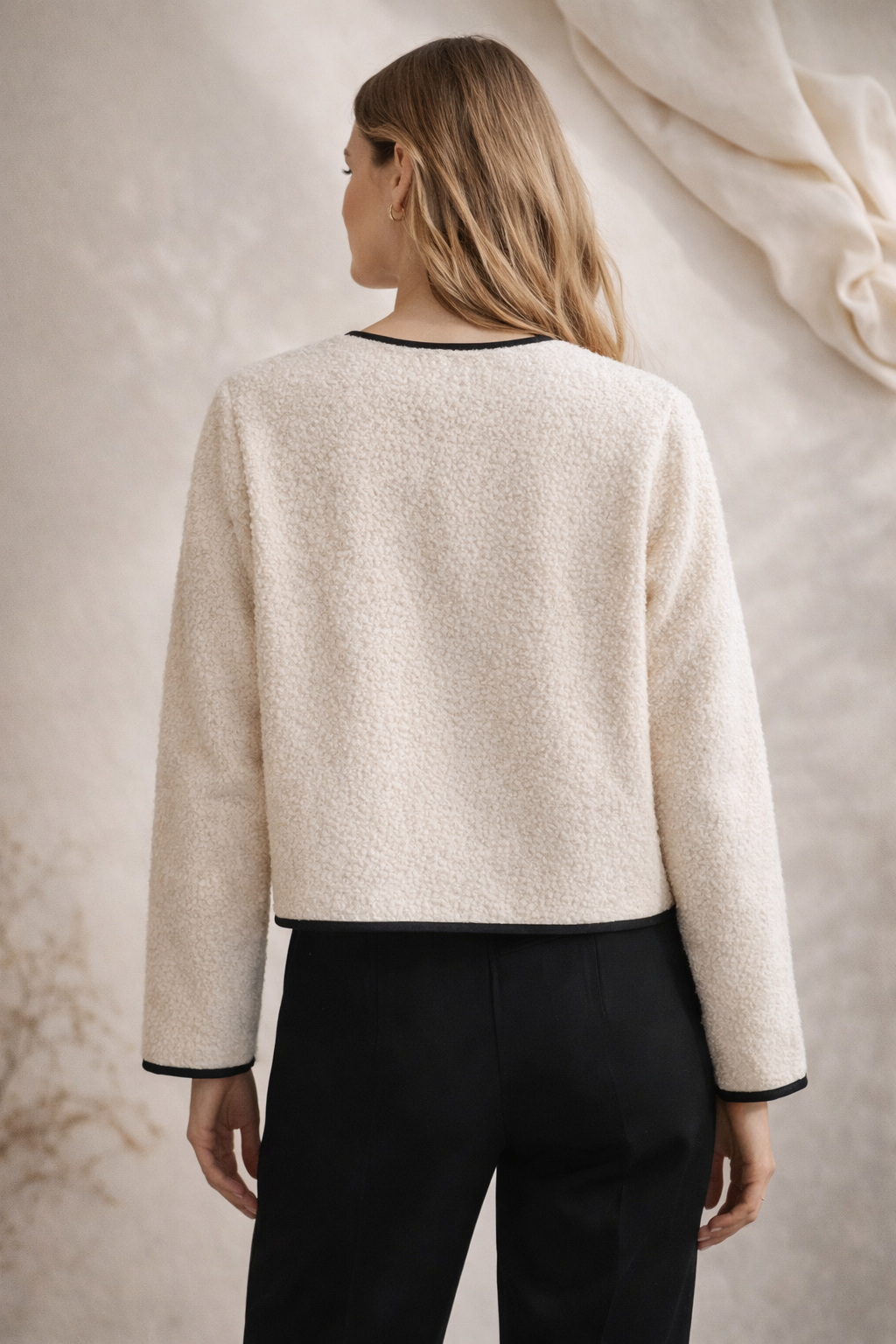 Elegantti Teddy-takki - Kermavalkoinen M