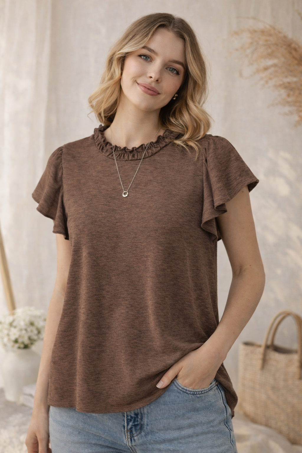 Rypytyksillä viimeistelty toppi – kahvi (XL)