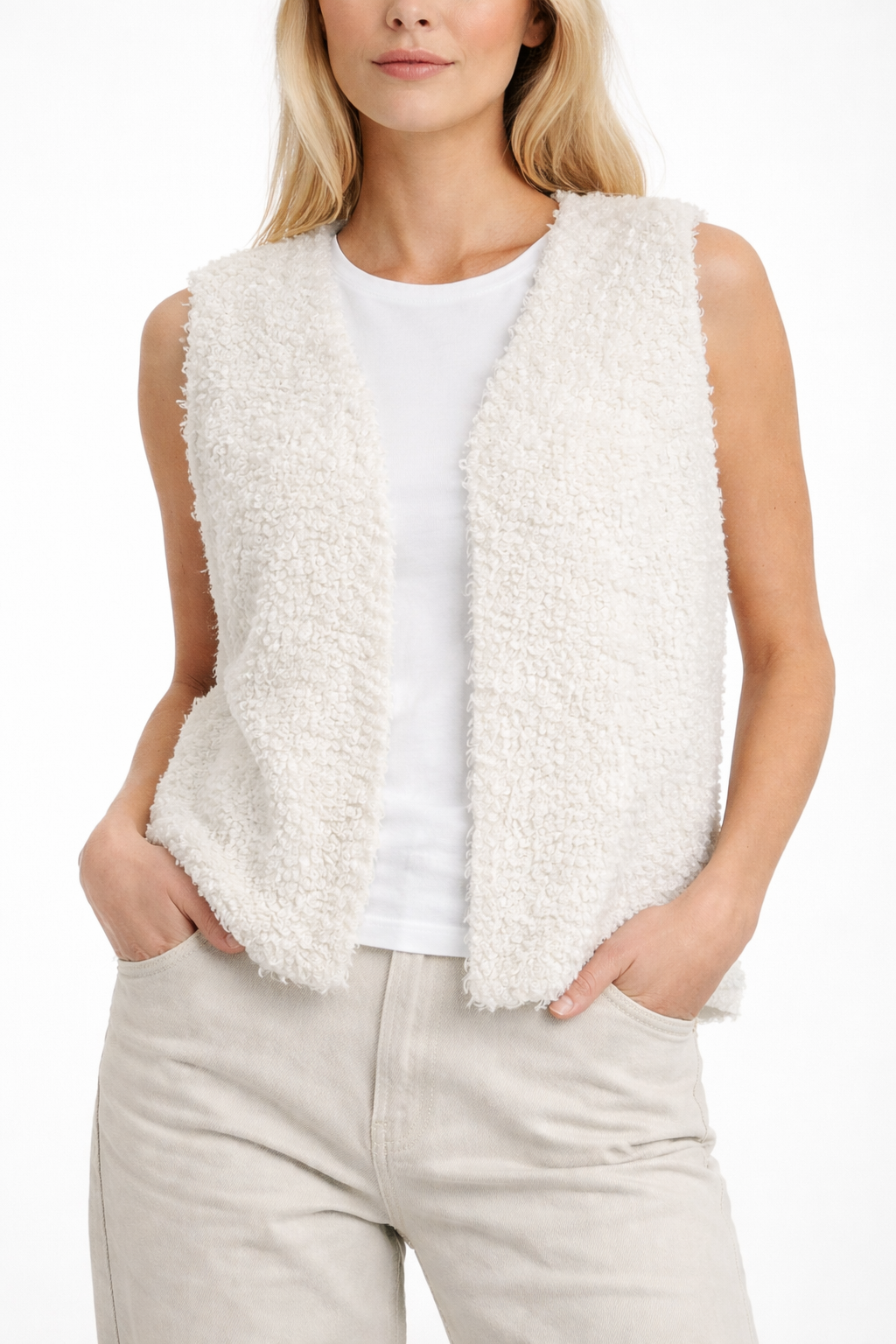 Pehmeä valkoinen boucle-liivi — uniikki erä S/M