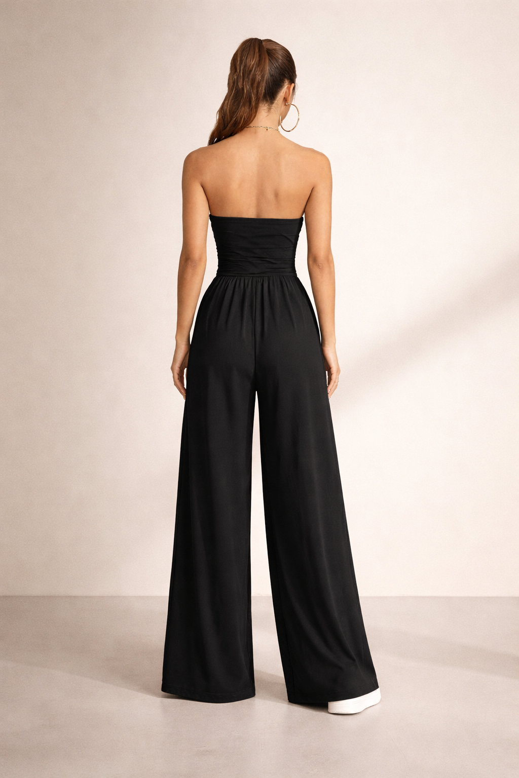 Mila Strapless Jumpsuit – musta