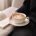 Elegantti kukkareunainen kahvikuppi & lautanen