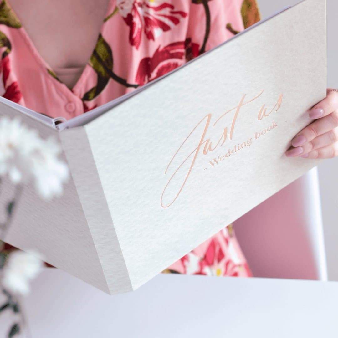 Just us - hääkirja - LuKLabel