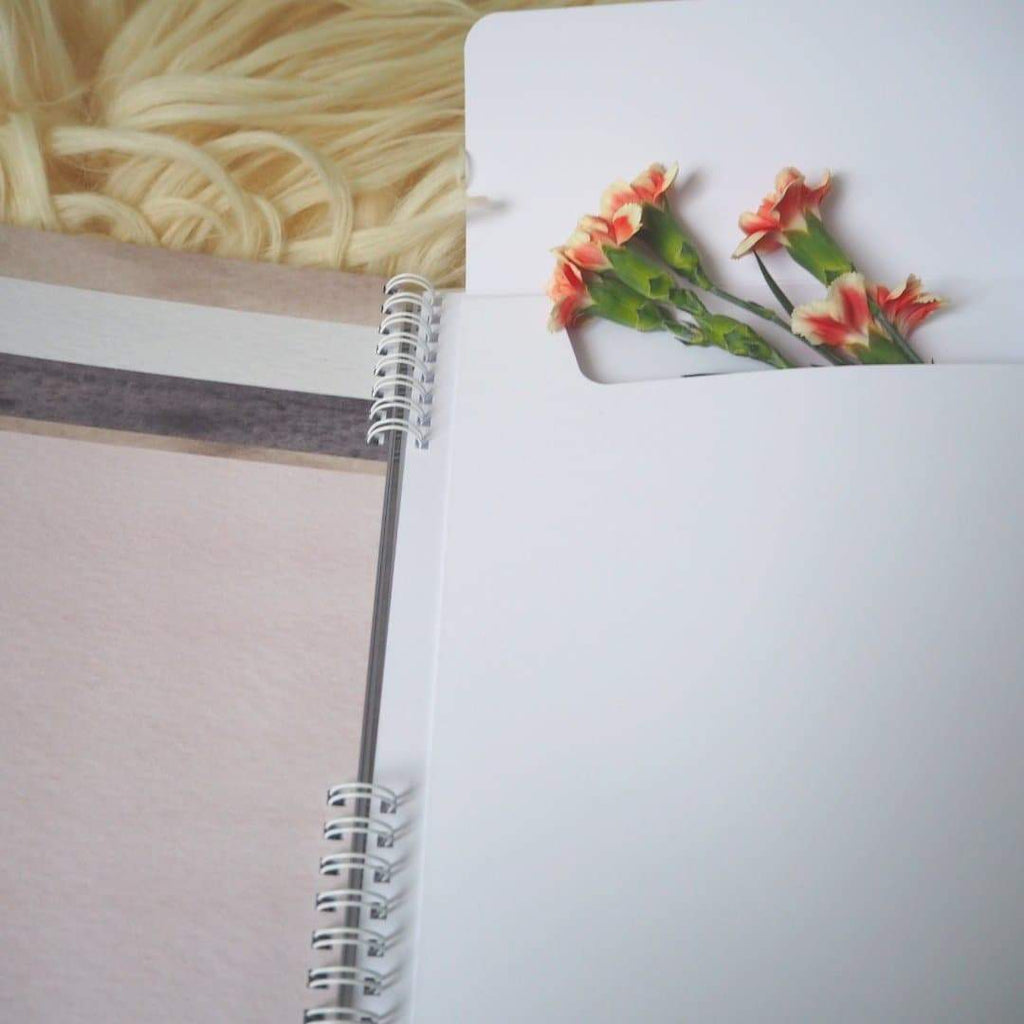 Just us - hääkirja - LuKLabel